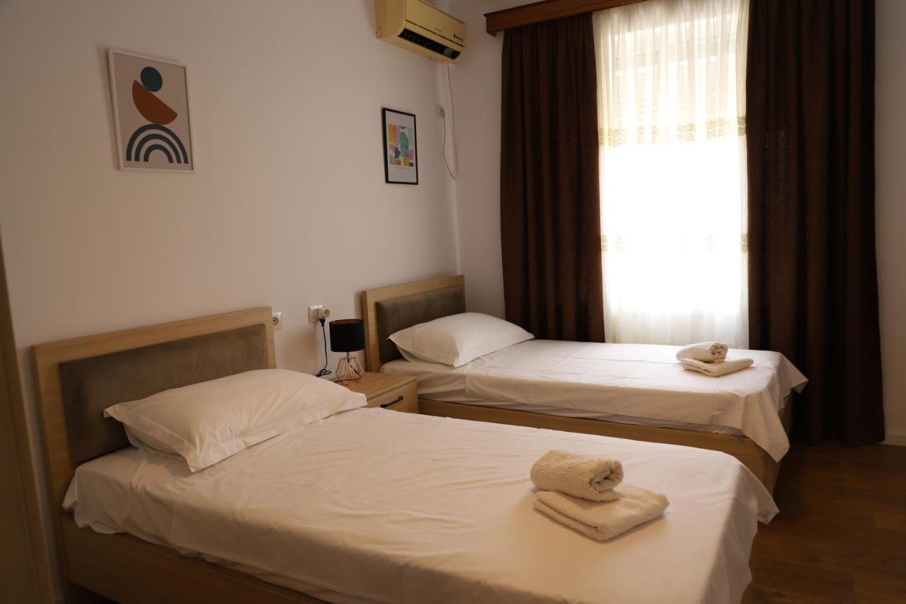 Daniel City Center Apartment Μπεράτ Εξωτερικό φωτογραφία